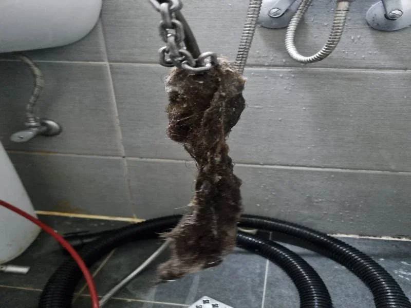 사우동 정화조막힘 작업 현장